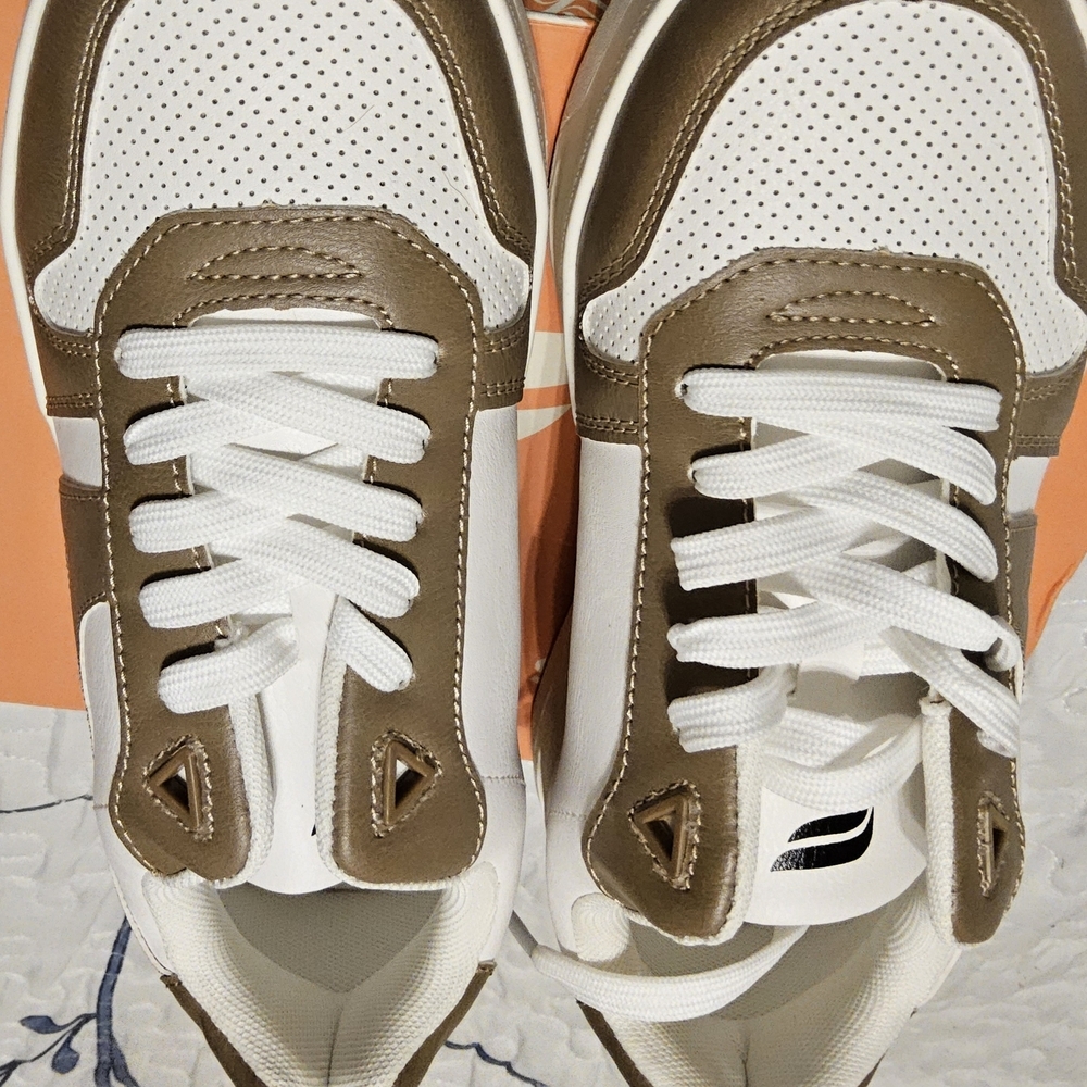 Fabletics White Waffle Cone Sneakers